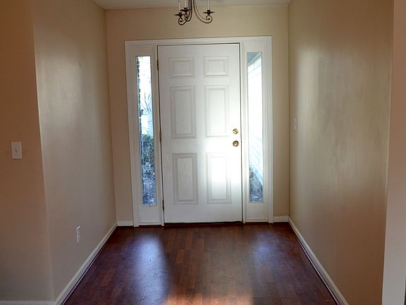 4th image of 6205 Black Willow Dr