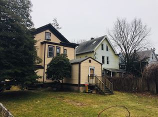 142 Greenwood St #2, New Haven, CT 06511