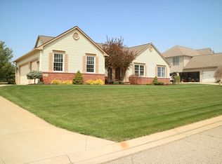 5028 Grande View Ln, Jackson, MI 49201