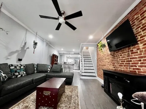 2640 Hampden Ave, Baltimore, MD 21211