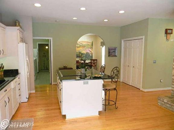 3rd image of 1508 Haas Ct
