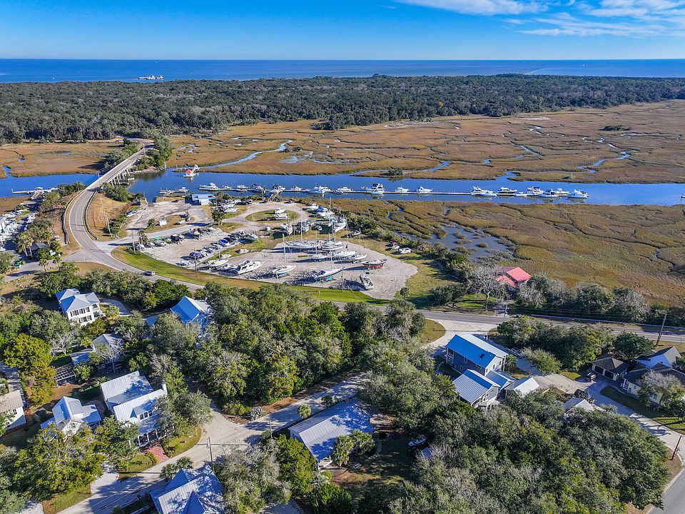 Aerial photo with Red Roof.