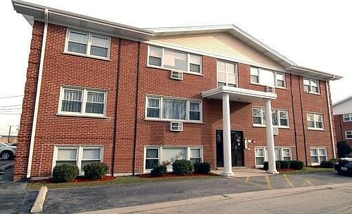 1st image of 10154 Hartford Ct APT 2C