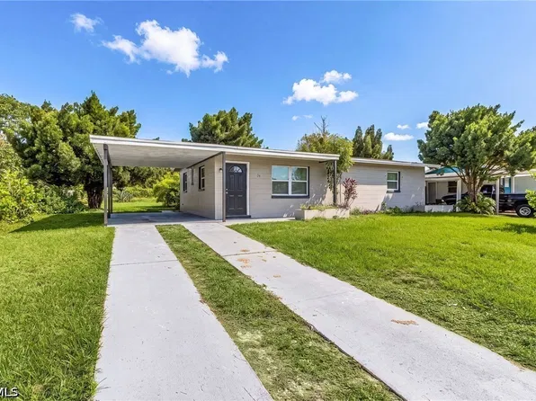 24 Andros St, Lehigh Acres, FL 33936