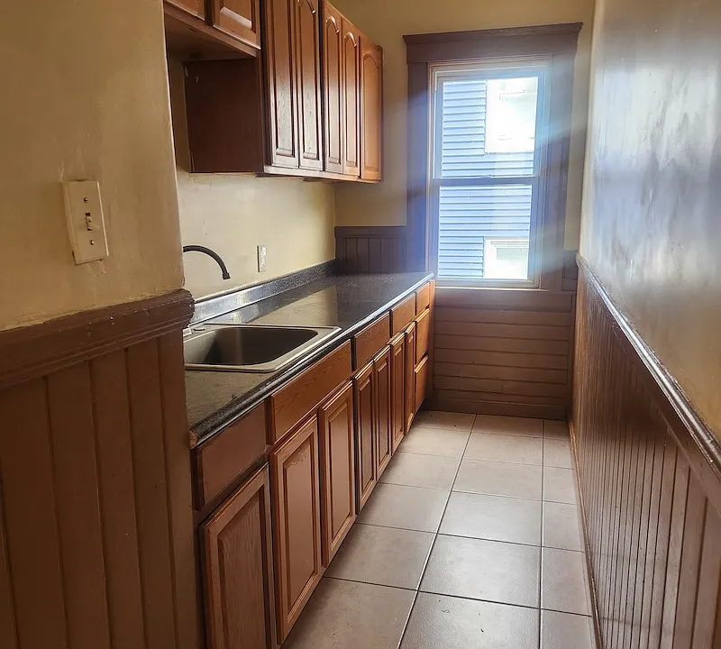 108 Rodney St #2
