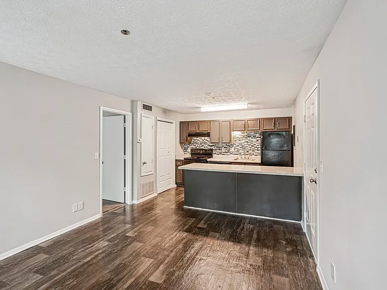 Birch Landing Apartments — Photo 66