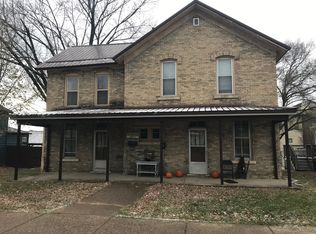 215 N Beaumont Rd, Prairie Du Chien, WI 53821