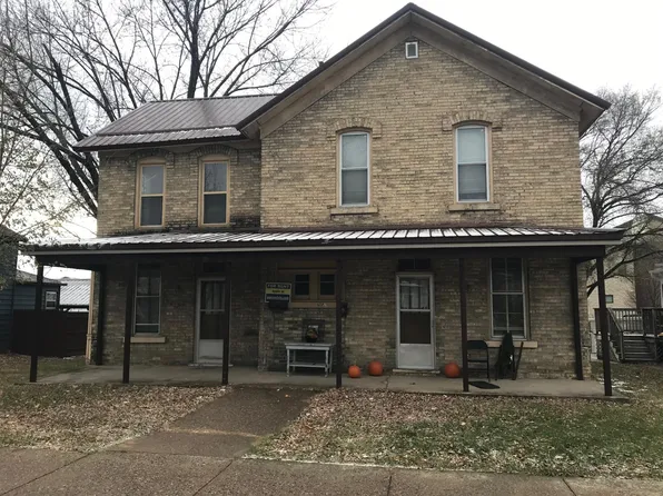 215 N Beaumont Rd, Prairie Du Chien, WI 53821