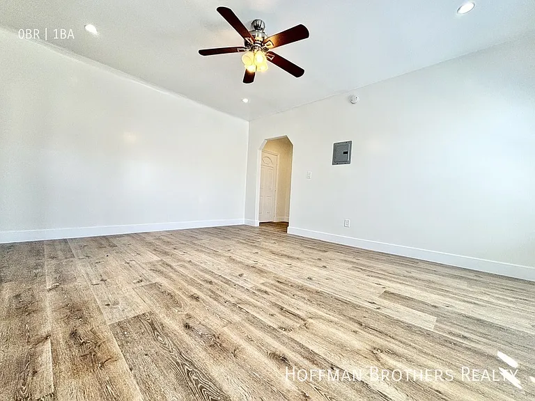 1234 N Berendo St #6 — Photo 4