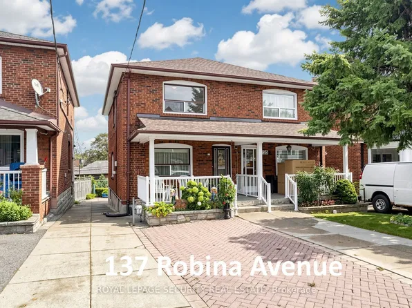 137 Robina Ave, Toronto, ON M6C 3Y8