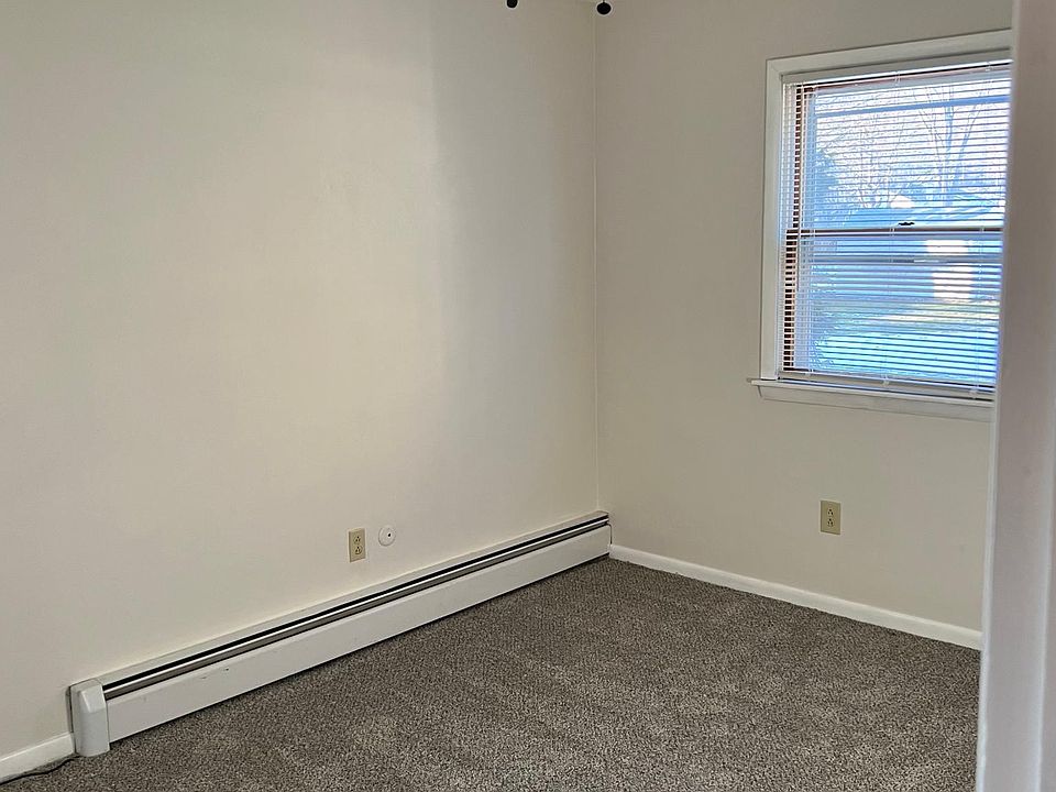 2nd image of 197 Fuller Ave APT 103