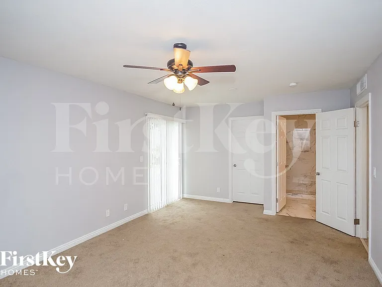 3800 San Angelo Ave — Photo 7