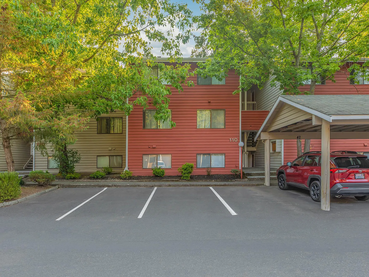 Pinewood Village Apartments — Photo 3