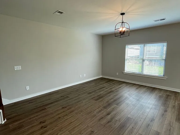 282 Shiloh Creek Dr — Photo 16