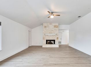 451 County Road 276, Leander, TX 78641