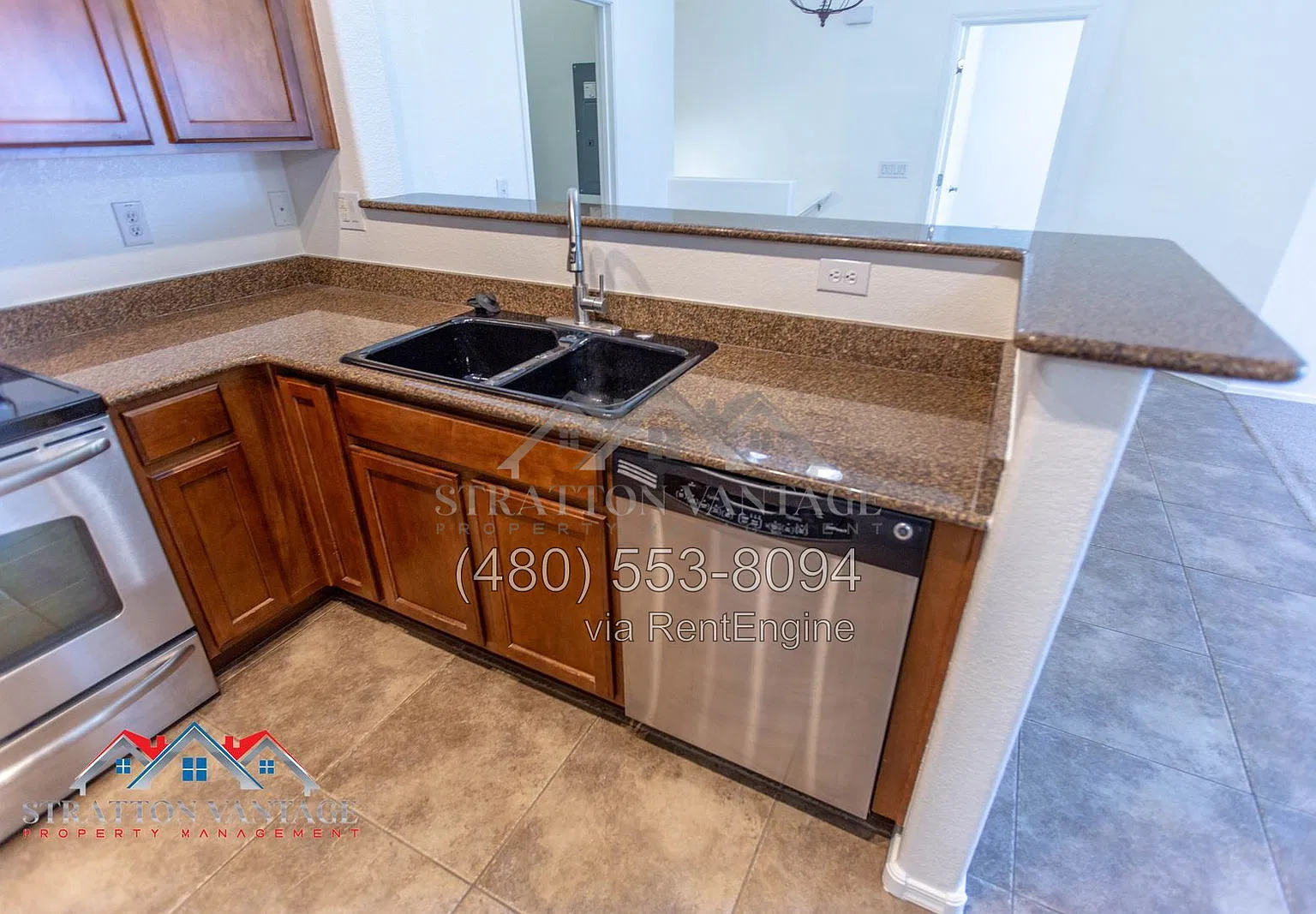 2 bed, 2.0 bath, 1127 sqft, $1,735 — Photo 3