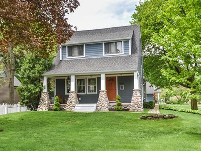 1101 S 6th St, St Charles, IL, 60174