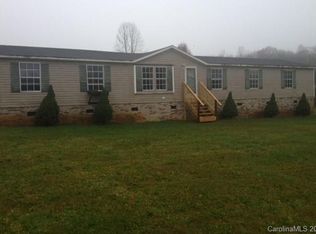 135 Flake Rd, Harmony, NC 28634