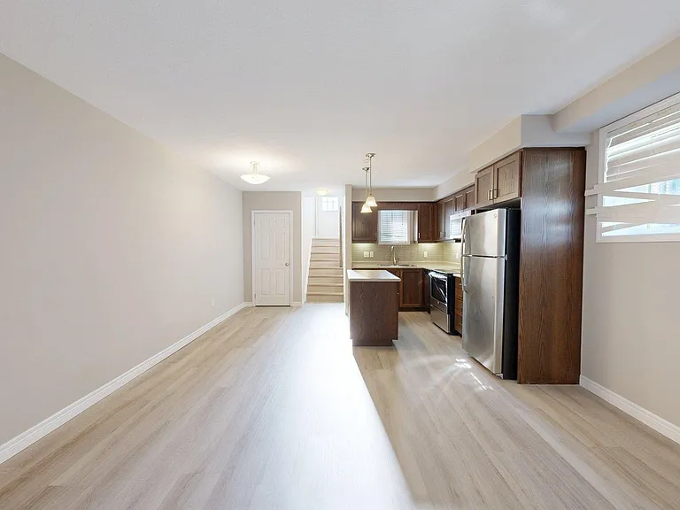 3200 Singleton Ave #8 — Photo 10