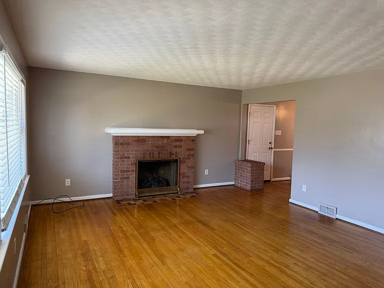 1862 Powder Mill Rd — Photo 14