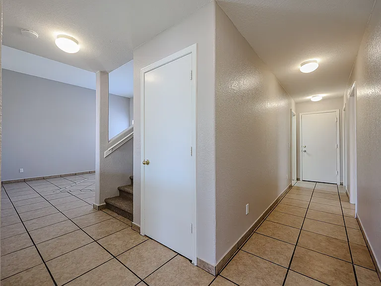 2648 S 84th Gln — Photo 10