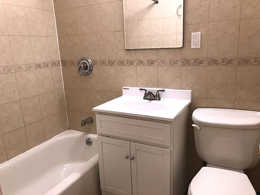 Rented by Meraki Realty LLC | media 13