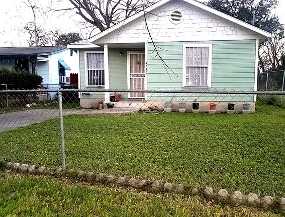 2nd image of 4230 Monterey St