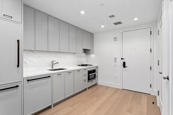 Rented by Gulia Wang, LREB | media 5