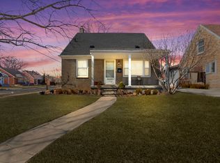 1792 Venice St, Dearborn, MI 48124