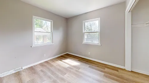 Floor plan 1694 Manchester Rd