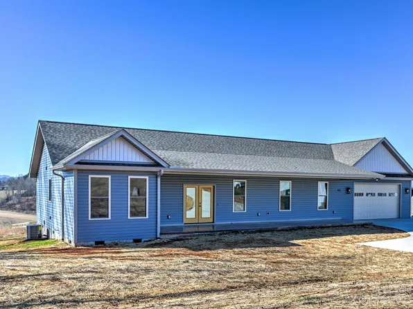 80 Sky Top View Dr, Marshall, NC 28753