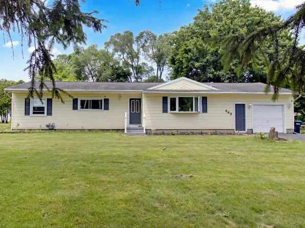 449 Pinnacle Rd, Rochester, NY 14623