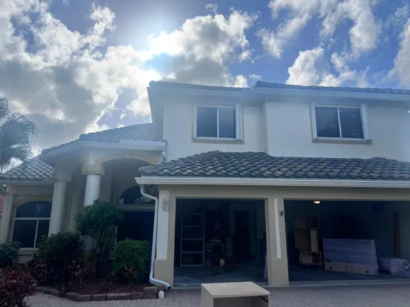 19887 Dinner Key Drive, Boca Raton, FL 33498