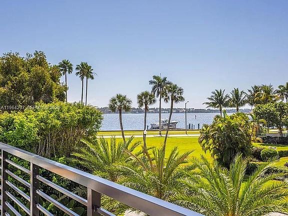 2nd image of 123 Murray Rd