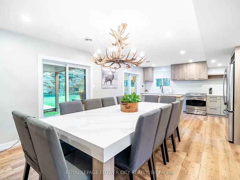 734 Mountain Rd — Photo 11