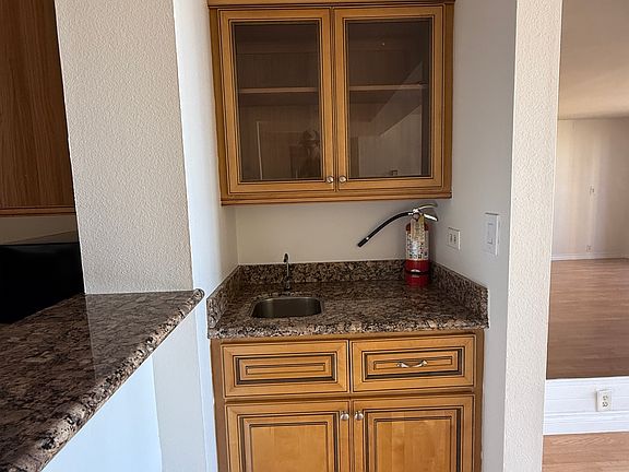 5th image of 10535 Wilshire Blvd APT 801