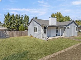 158 NE Garrecht St, Roseburg, OR 97470