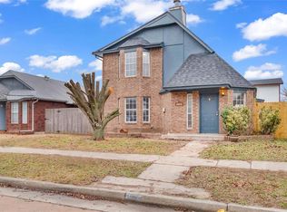 1604 Westmore Dr, Moore, OK 73170