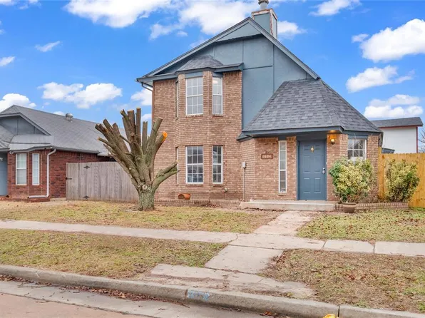 1604 Westmore Dr, Moore, OK 73170