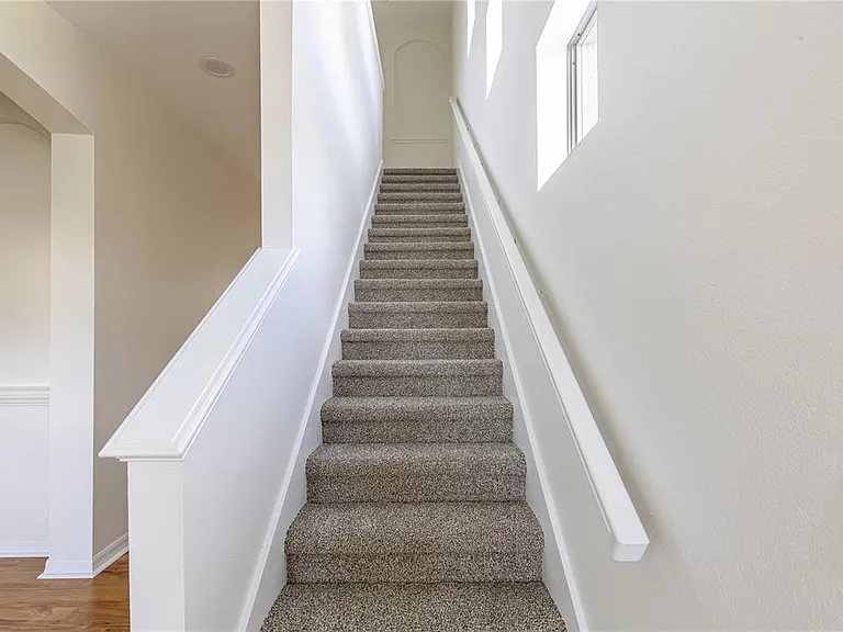 1085 Jonah Dr — Photo 9