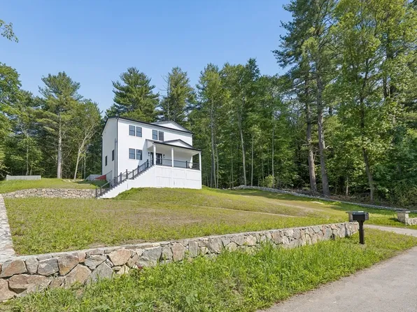 53 Louis St, Holliston, MA 01746