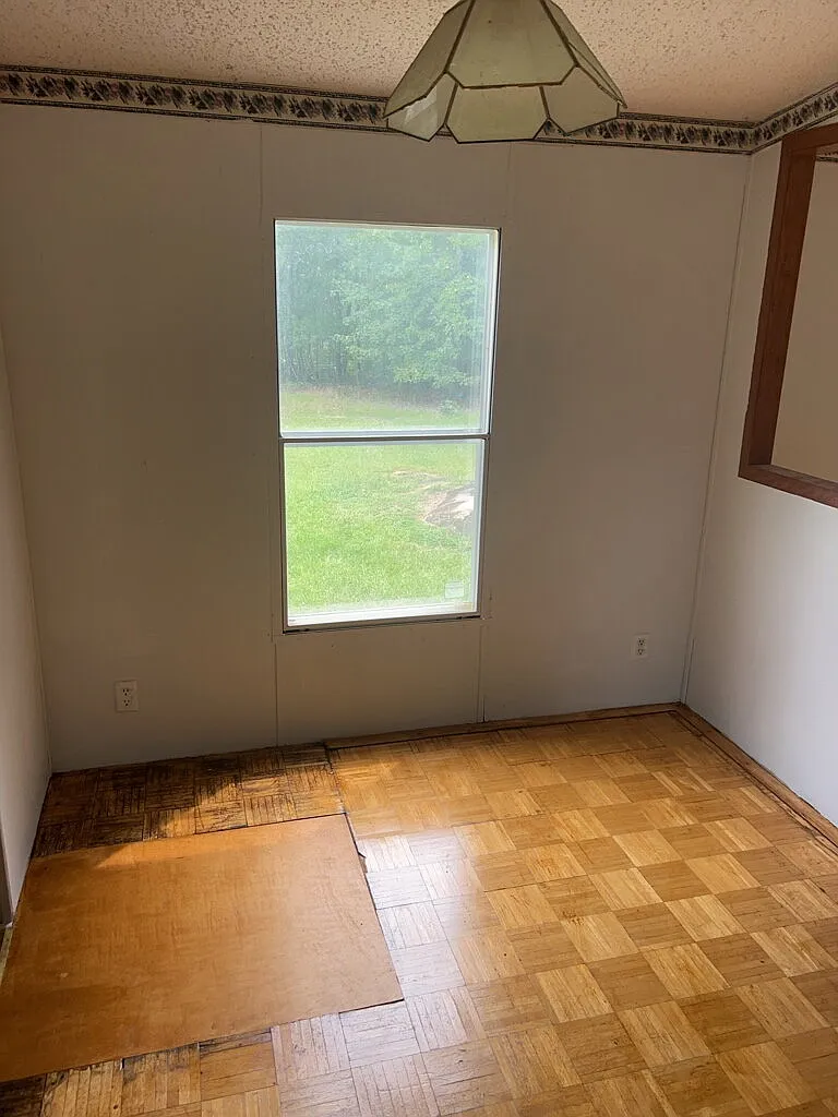 3 bed, 2.0 bath, $850 — Photo 4