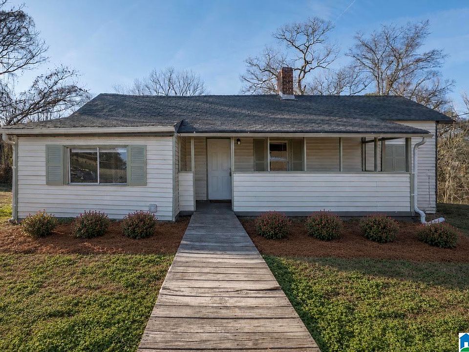1st image of 320 Old Pine Hill Rd