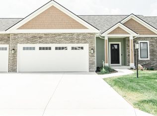611 Little River Trce, Ossian, IN 46777
