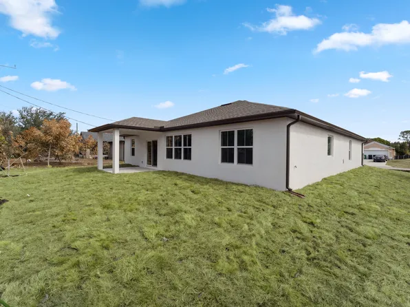 4018 SW Kallen St, Port Saint Lucie, FL 34953