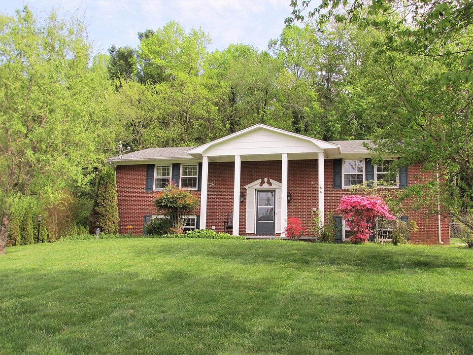 1st image of 10524 Pinedale Dr