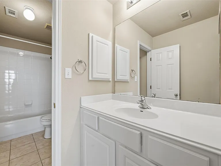 6600 Convict Hill Rd — Photo 20