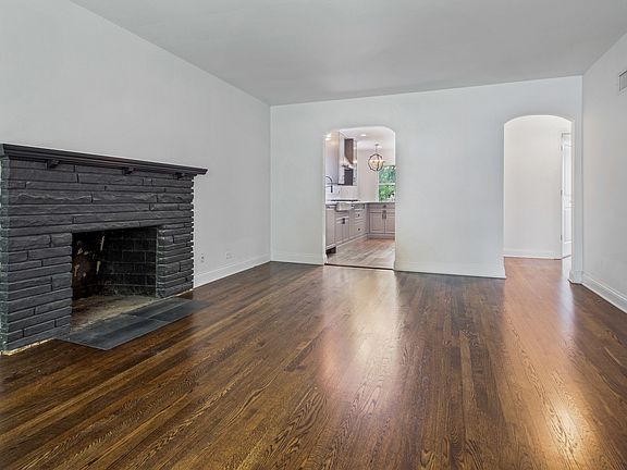 5th image of 6114 N Lenox Ave