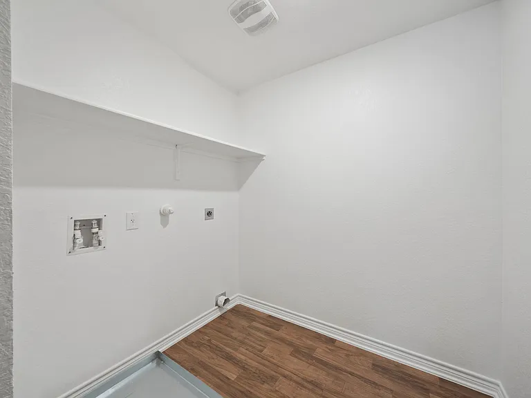 10643 W Military Dr #57 — Photo 4