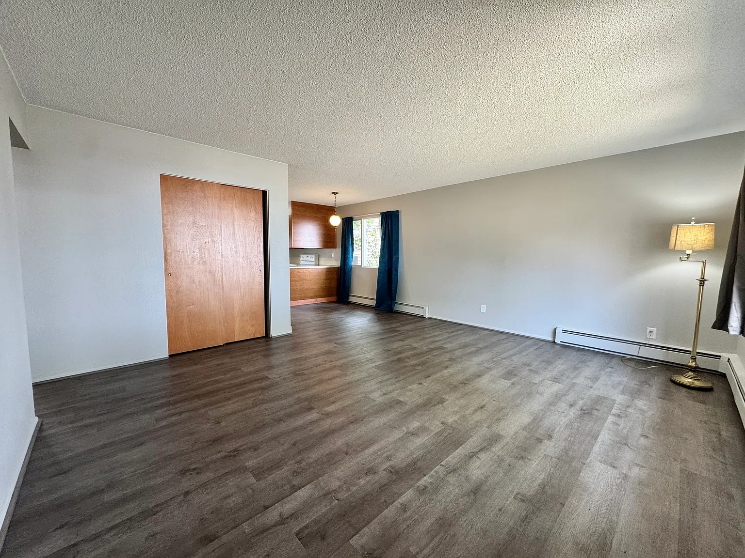 2 bed, 10 sqft, $1,500 — Photo 2